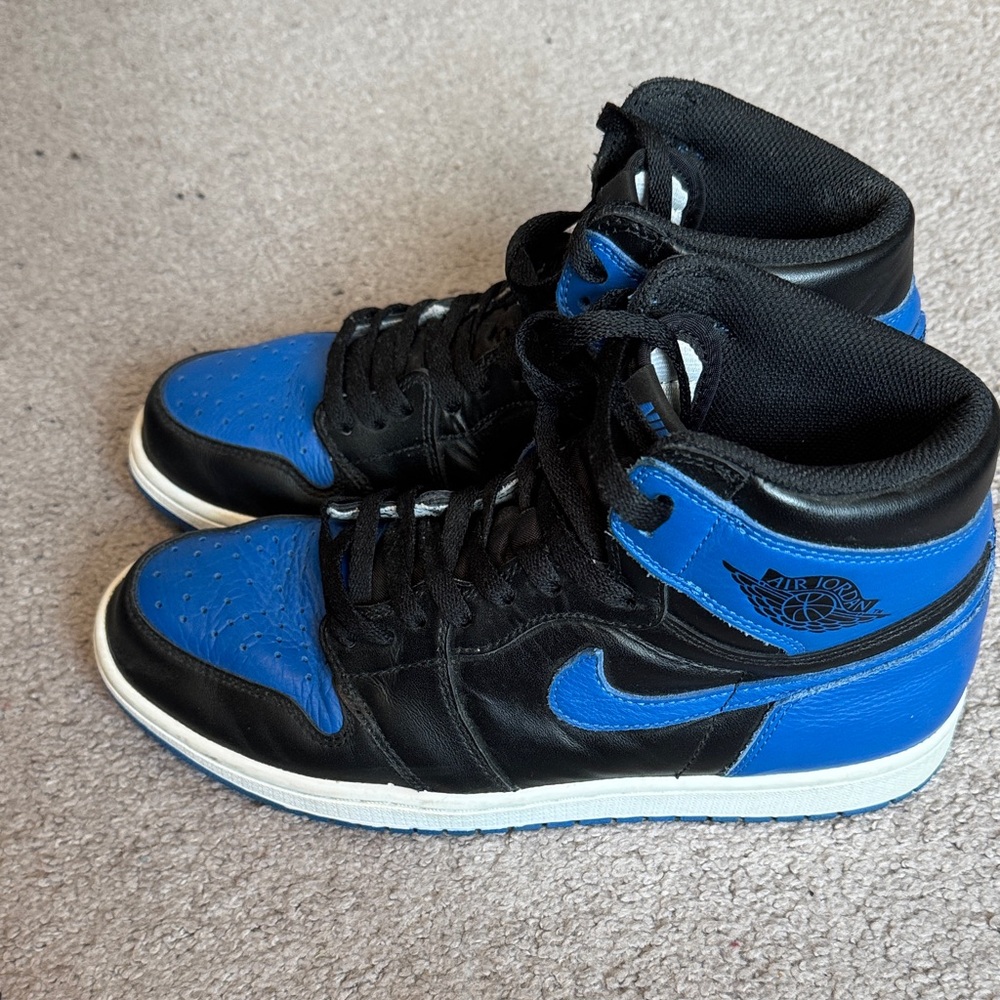 Jordan 1 High Royal Size 9.5 USED
